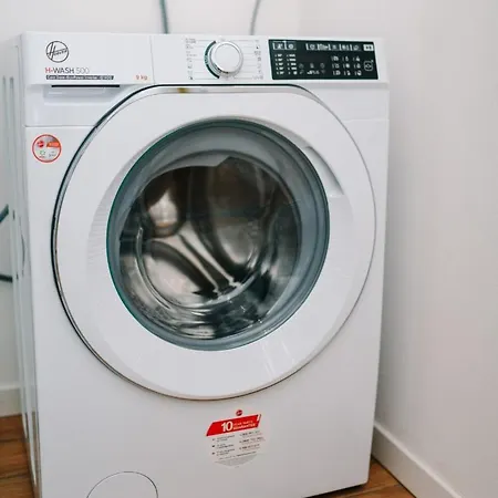 Lora Apartment, Free Private Parking, Self Check In Appartement *