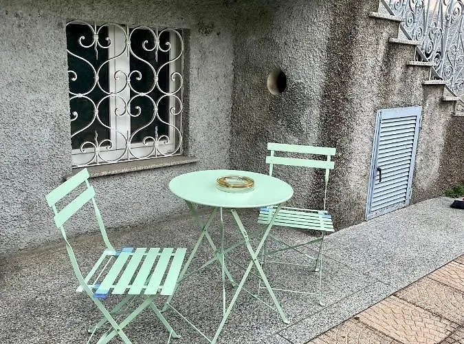 Lora Apartment, Free Private Parking Apartamento Como
